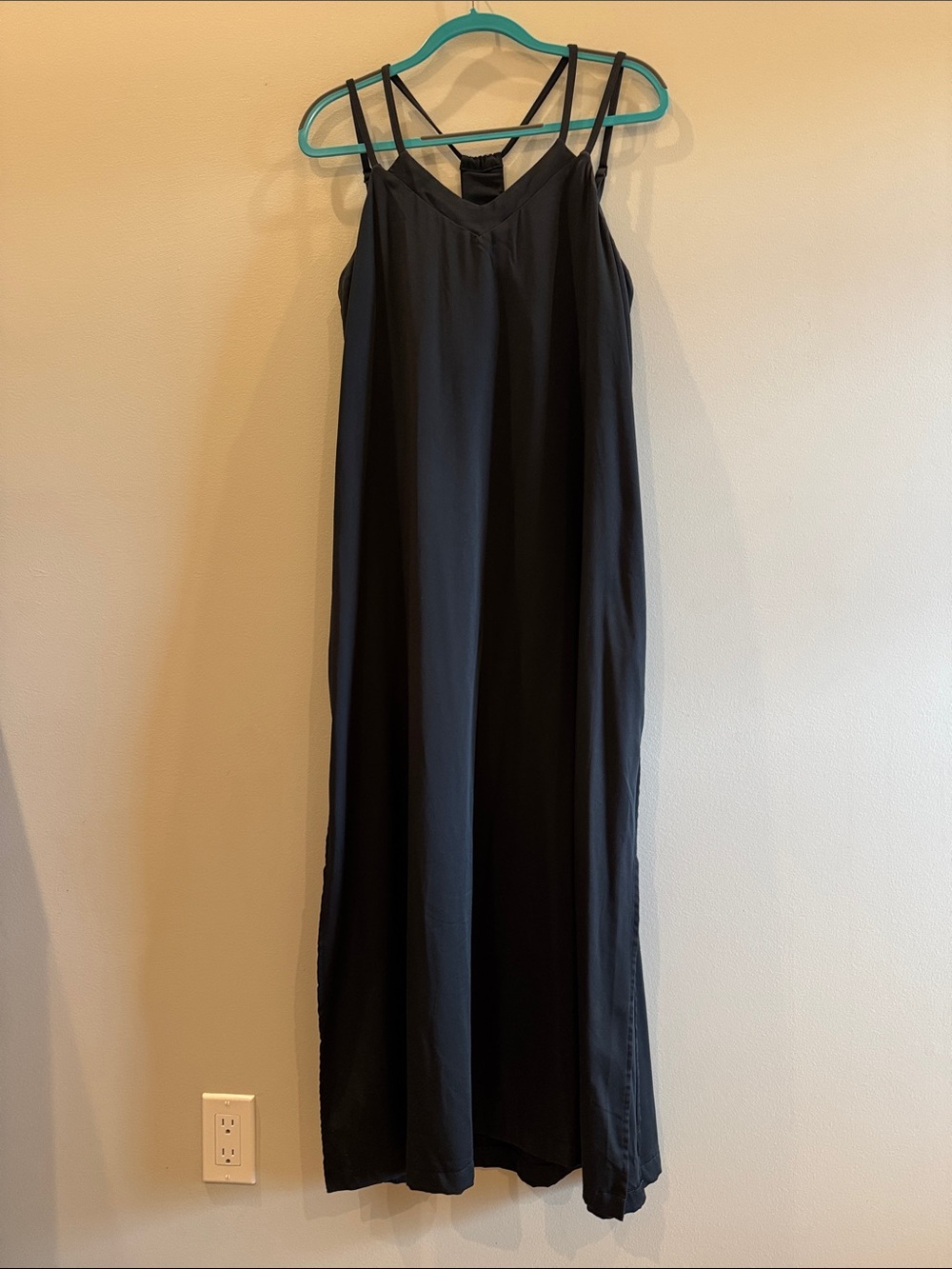 Shebird size 5 Minimalist Black Strappy Maxi Dress